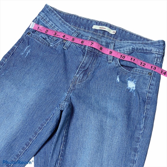 Levi’s 711 Skinny Jeans with Stripes - Picture 5 of 9